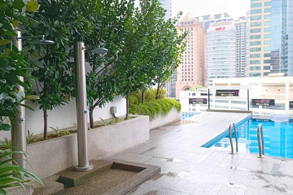 A05 Bukit Ceylon Kl Tower View Balcony Apartment Kuala Lumpur Dış mekan fotoğraf