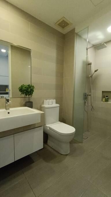 A05 Bukit Ceylon Kl Tower View Balcony Apartment Kuala Lumpur Dış mekan fotoğraf