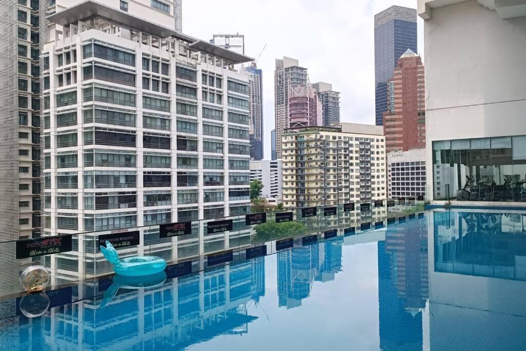 A05 Bukit Ceylon Kl Tower View Balcony Apartment Kuala Lumpur Dış mekan fotoğraf
